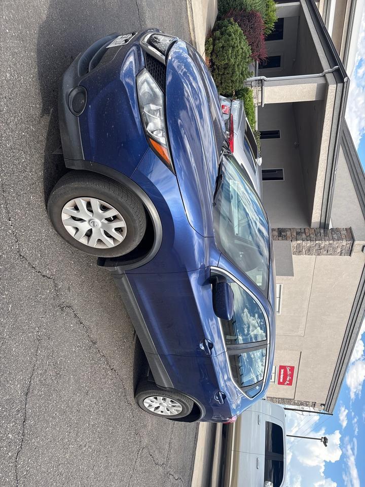 nissan rogue sport 2018 JN1BJ1CR2JW284111 image